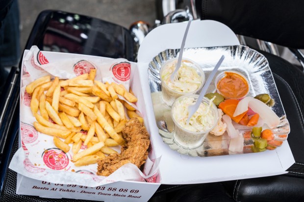 Fried chicken platter at Broasted RIZK