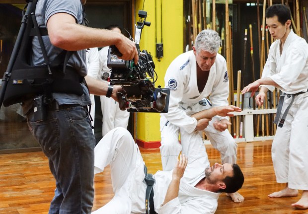 Bourdain trains at Sensei Hokama's dojo.