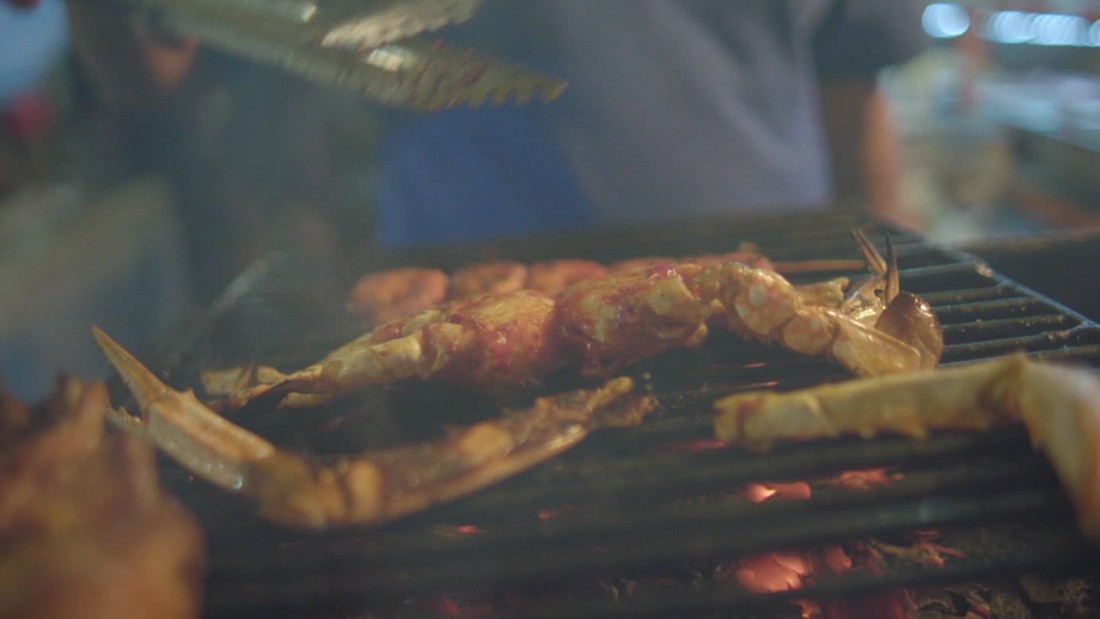 171024155054anthonybourdainpartsunknownsrilankaclip200003311