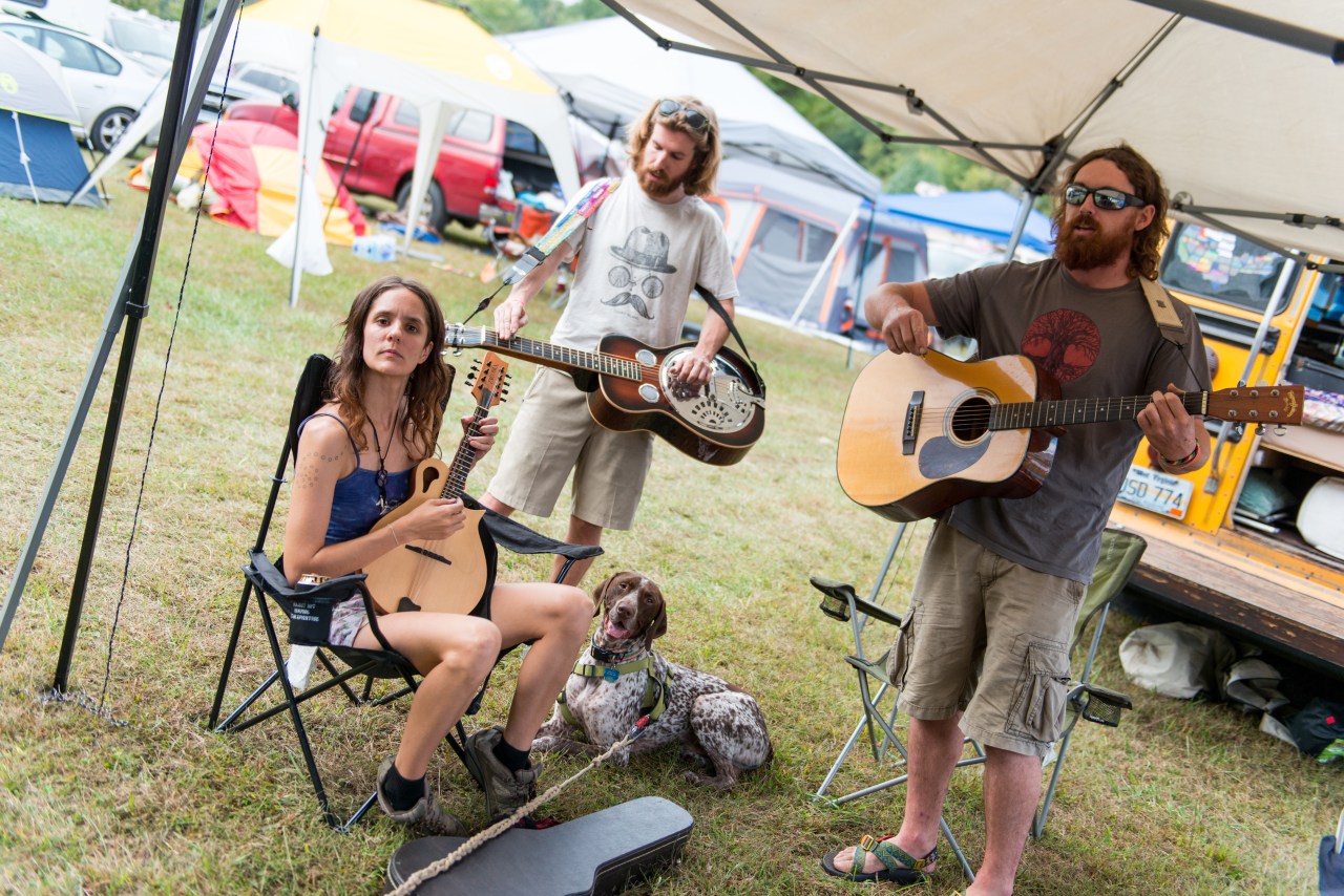 An informal jam session in the camping area of the festival.